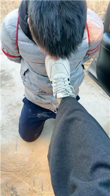 梦露五花大绑-户外强迫舔脏鞋 JS250116-9