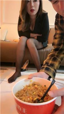 舒钰赏赐圣水泡面/跪舔黑丝高跟 bf49438