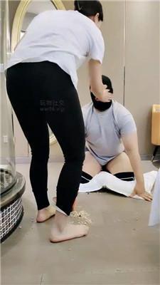 夏彤反绑玉足强制踩虐 JS250116-6