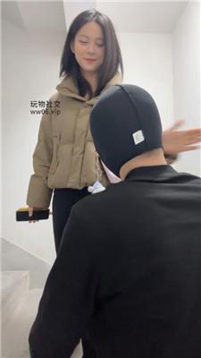 狗哥楼道调-雪地靴棉袜踩虐/踢裆 bf49441