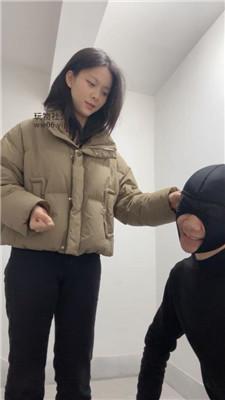 狗哥楼道调-雪地靴棉袜踩虐/踢裆 bf49441