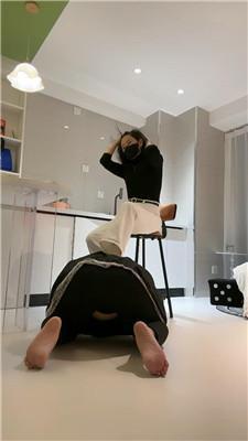 辣姐雪地靴连环踢裆/抽耳光/舔脏鞋底 bf49337