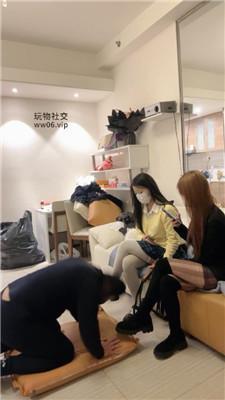 小渔双S-长靴丝袜美腿轮流虐打双视角版 bf49365