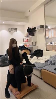 小渔双S-长靴丝袜美腿轮流虐打双视角版 bf49365