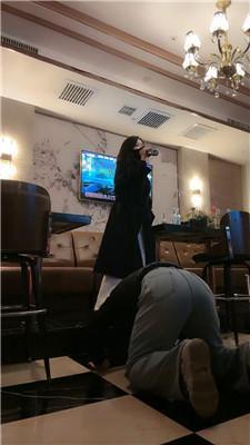 辣姐KTV-母畜-雪地靴白袜处刑 bf49355