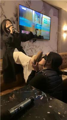 辣姐KTV-母畜-雪地靴白袜处刑 bf49355