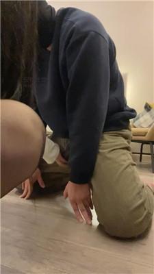 婉纱舔脏高跟黑丝/sp/踢裆/臭脚丫捂脸/坐脸 bf48330