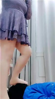 拽拽高跟肉丝美腿脚下奴 JS241216-27