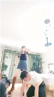 淡颜兄弟奴-高跟长靴踩踏/狠抽耳光 JS250124-4