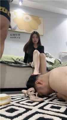 jenn情侣主-脏鞋脚下狗伺候亲热双视角版 JS250124-10