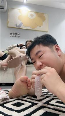 jenn情侣主-脏鞋脚下狗伺候亲热双视角版 JS250124-10