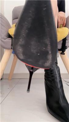 小奕舔狗来！    250123-17