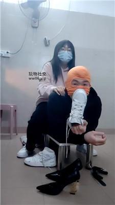 奇了怪了胯下鞭打狗爬/小白鞋白袜辱 JS250122-8