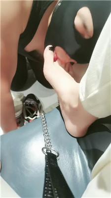 灵魂晴脏运动鞋踩踏食物喂食 JS250122-16