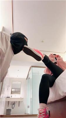 妮蔻原味控必入-超臭高帮鞋白袜气味辱 bf49564