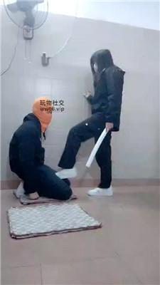 奇了怪了脏空军一号白袜连环踢踹虐打 JS250120-10