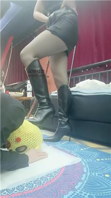 【爱秀套图】【咩祖】狗舌情侣长靴黑丝jio/坐脸窒息bf49501