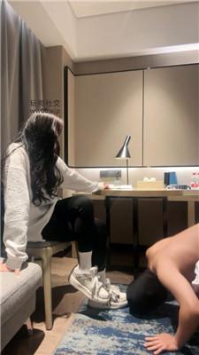 【爱秀套图】【肉肉】艺校女神白袜虐老师狗bf49514