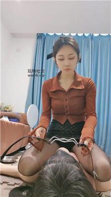 喵酱紫超骚CD奴羞辱脚下喂食 bf49516