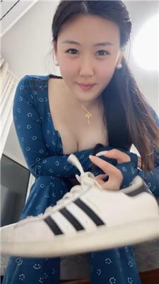 夏主暴汗姐姐用臭鞋奴役我    250117-20