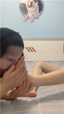 And骑马舔裸足/踩踏坐脸 JS250118-36