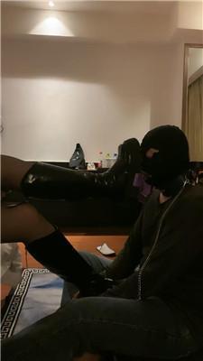 【爱秀套图】【棋棋大人】长靴御姐S欺负犯贱奶狗JS250205-10