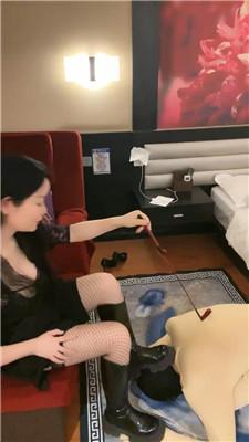 棋棋大人网袜玉足脚喂食狂舔 JS250205-35