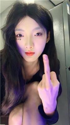 千千黑丝炸鲸    250202-19