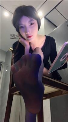 千千黑丝炸鲸    250202-19