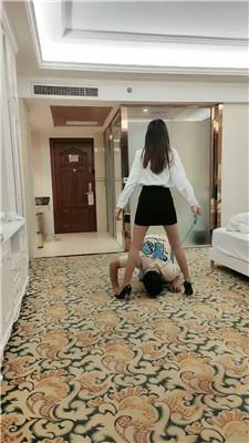 多多白领S-高跟虐杀犯错下属 bf49793