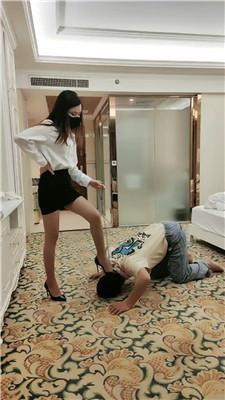 多多白领S-高跟虐杀犯错下属 bf49793