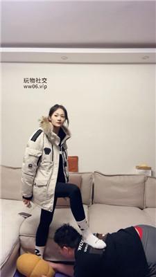 【爱秀套图】【埋汰】骑马骑脖-白袜踩踏蹂躏JS250203-5