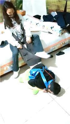 【爱秀套图】【银南女帝】暴力惩罚偷懒家务奴【下】JS250127-16