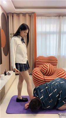 埋汰JK学生主皮鞋-除夕夜虐继父 bf49741