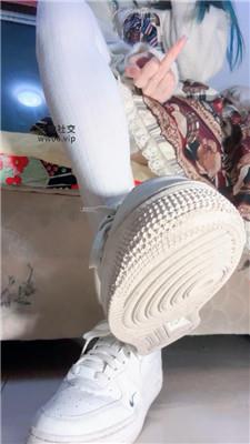 奶味小仙女白鞋辱全家    250127-12