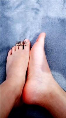 v5郡主裸足    250127-24