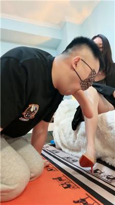 苒溪高跟肉丝插嘴狂舔完整版 bf50279