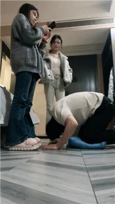 【爱秀套图】【困困】双S-素人闺蜜入圈首调奴【双视角版】bf50282