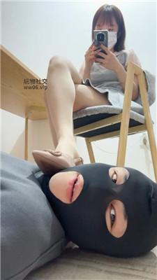 Siu姐姐脏鞋碾压踩狗头 JS250214-16