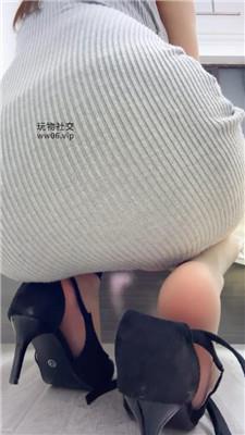 兔兔酱灰丝早些寸    250213-15