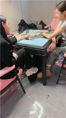 【爱秀套图】【乔伊】麻将桌底下卑微贱奴【三视角版】JS250213-17