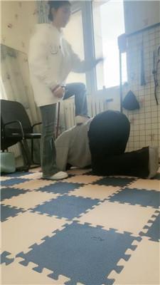 【爱秀套图】【海绵大大】小白鞋白棉袜蹂躏踩-玉足狂舔JS250213-19