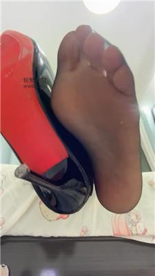 兔兔酱香水锁奴寸止场    250212-19