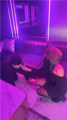 招财宝宝KTV开发陪酒小妹做S完整版 bf50115