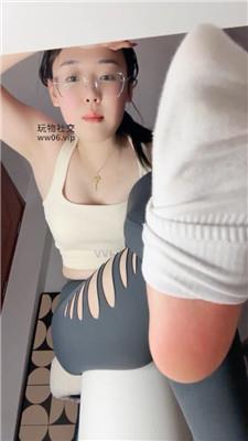 夏主背着女友户外漏出 250207-22