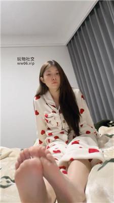 小77贱狗滚进来    250205-24