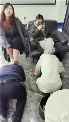 月喧女王双S双M-磕头求素人S虐待双视角版JS250207-10