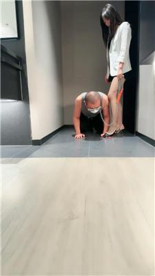 梦涵黑丝高跟诱惑-抽耳光-骑马狗爬 bf50042