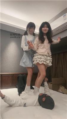 猴歌双S-白袜学生主轮流踩虐 bf50354