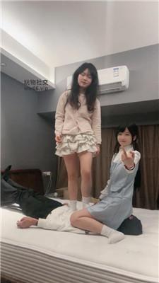 猴歌双S-白袜学生主轮流踩虐 bf50354